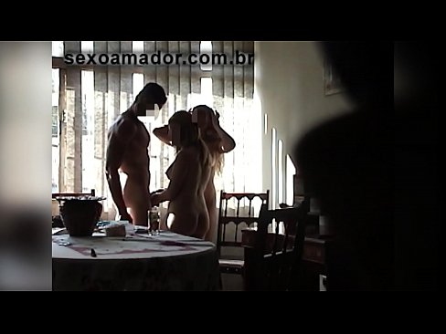 ❤️ Mmekọahụ enyi na-akpọ a ibu nwoke na a threesome na ya Ihe na-akpali agụụ mmekọahụ n'ụlọ  ☑